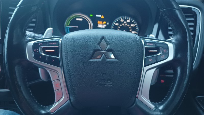 Outlander Phev Stockport Car Sales (16)